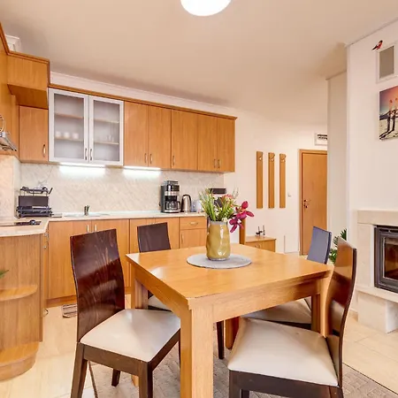 Апартамент Grand Monastery 1bd With Scenic Views Пампорово