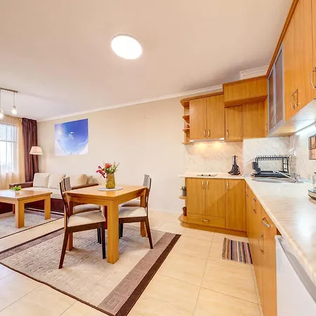 Grand Monastery 1bd With Scenic Views Апартамент